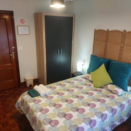 Se Alquilan 3 Habitaciones Privadas Bilbao Eksteriør billede