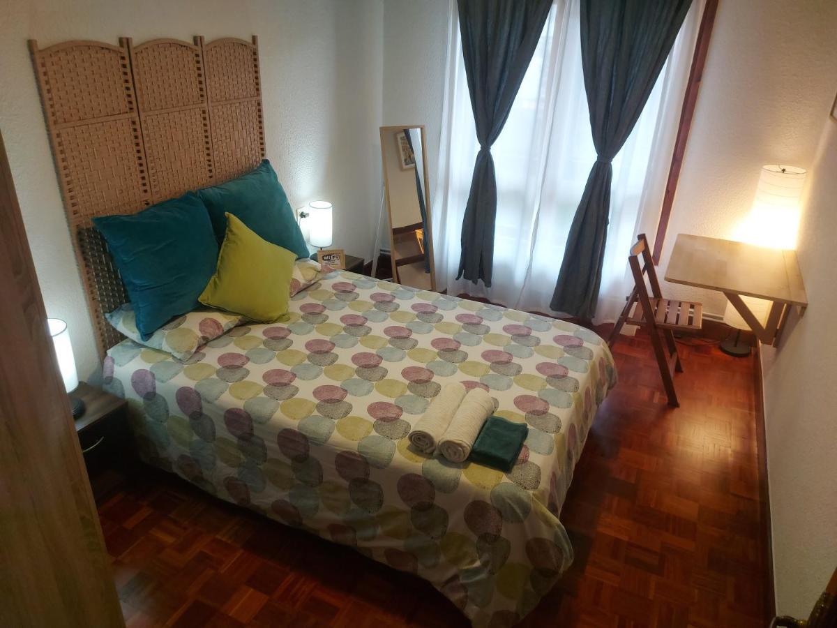 Se Alquilan 3 Habitaciones Privadas Bilbao Eksteriør billede